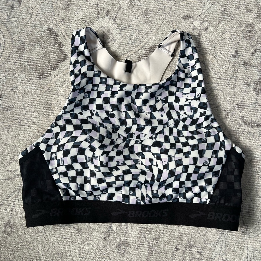 Brooks 3 Pocket Sports Bra